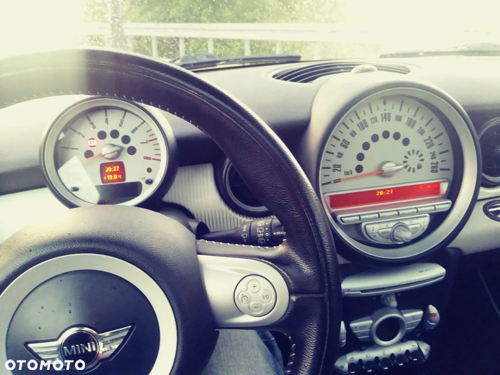 MINI Cooper S 50 Camden - 29