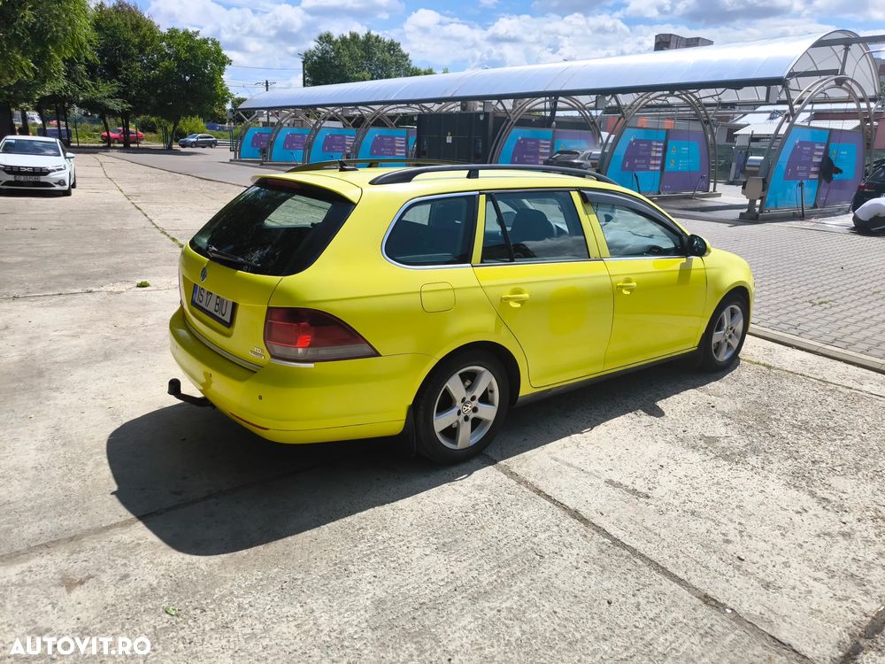Volkswagen Golf 1.6 TDI DPF Exclusive - 7