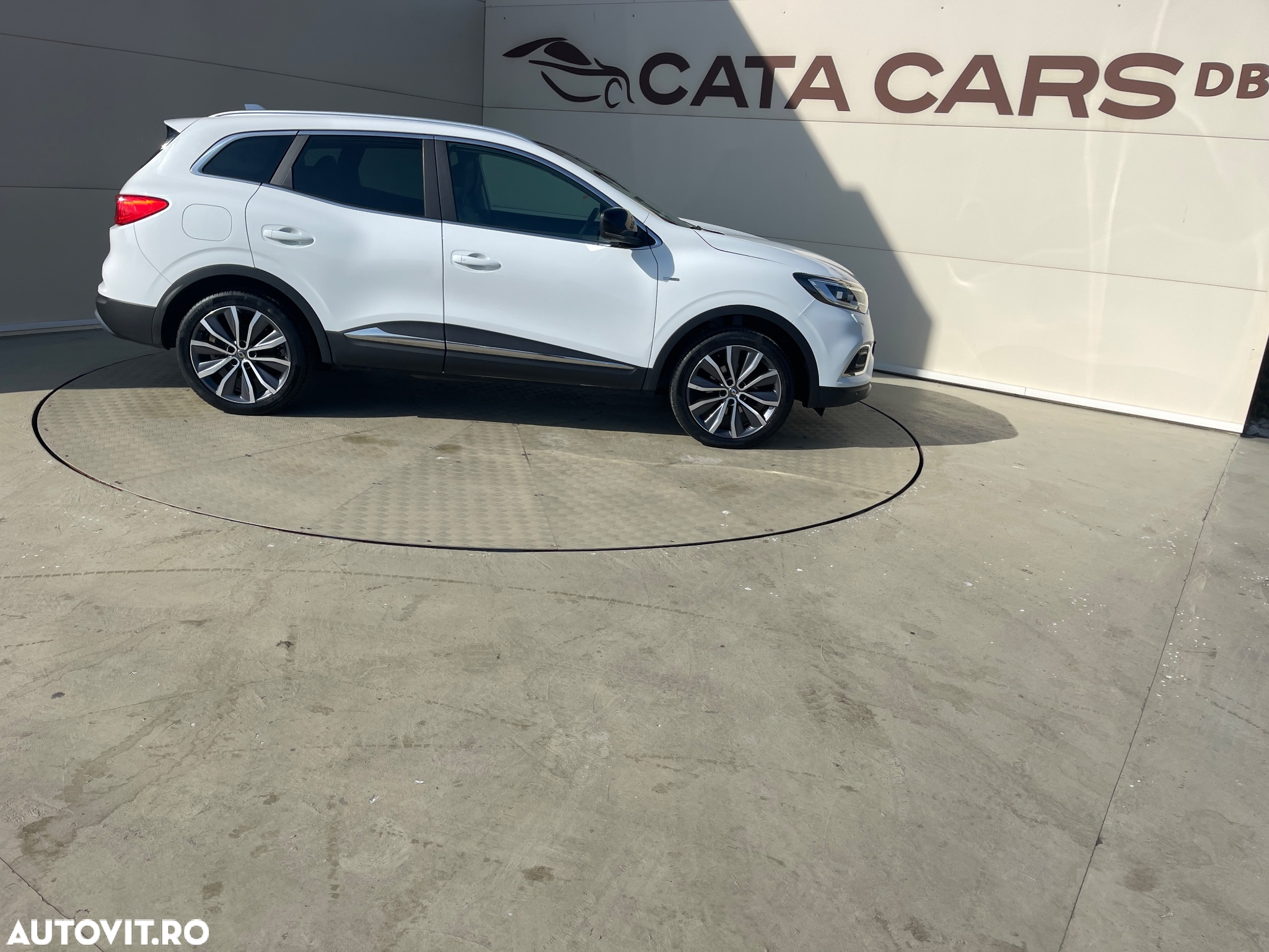 Renault Kadjar TCe EDC GPF Black Edition - 16