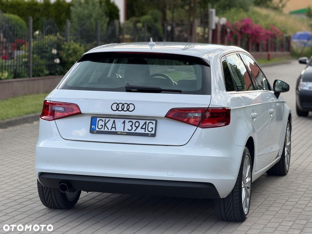 Audi A3 Sportback 1.2 TFSI Attraction - 14