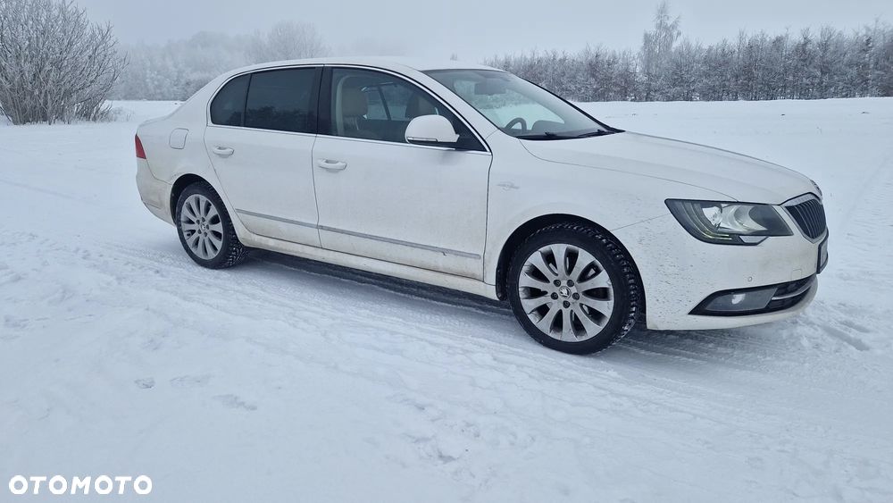Skoda Superb 2.0 TSI L&K DSG - 3