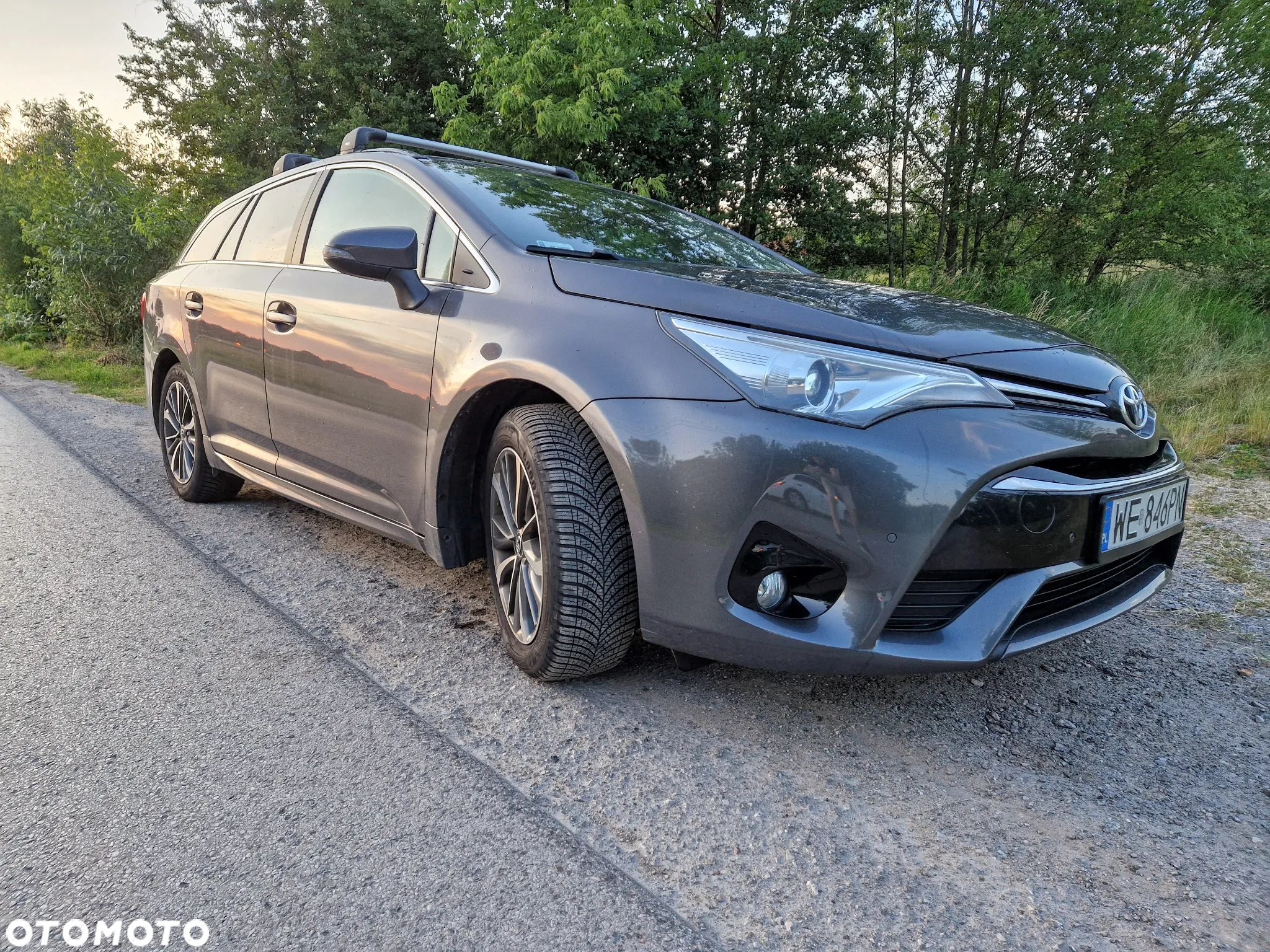 Toyota Avensis - 2