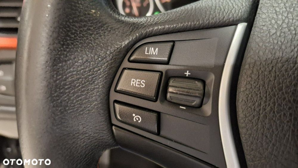 BMW Seria 3 318d Advantage - 15