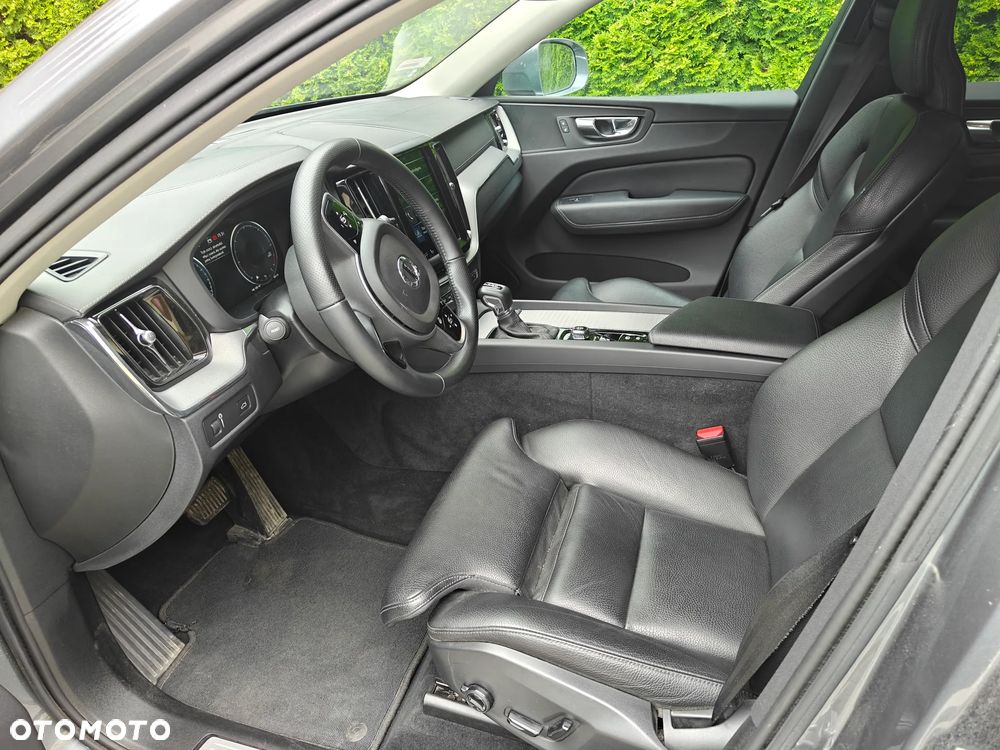 Volvo XC 60 - 8