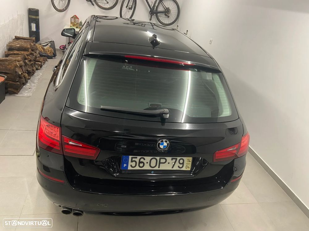 BMW 518 d Line Luxury Auto - 2