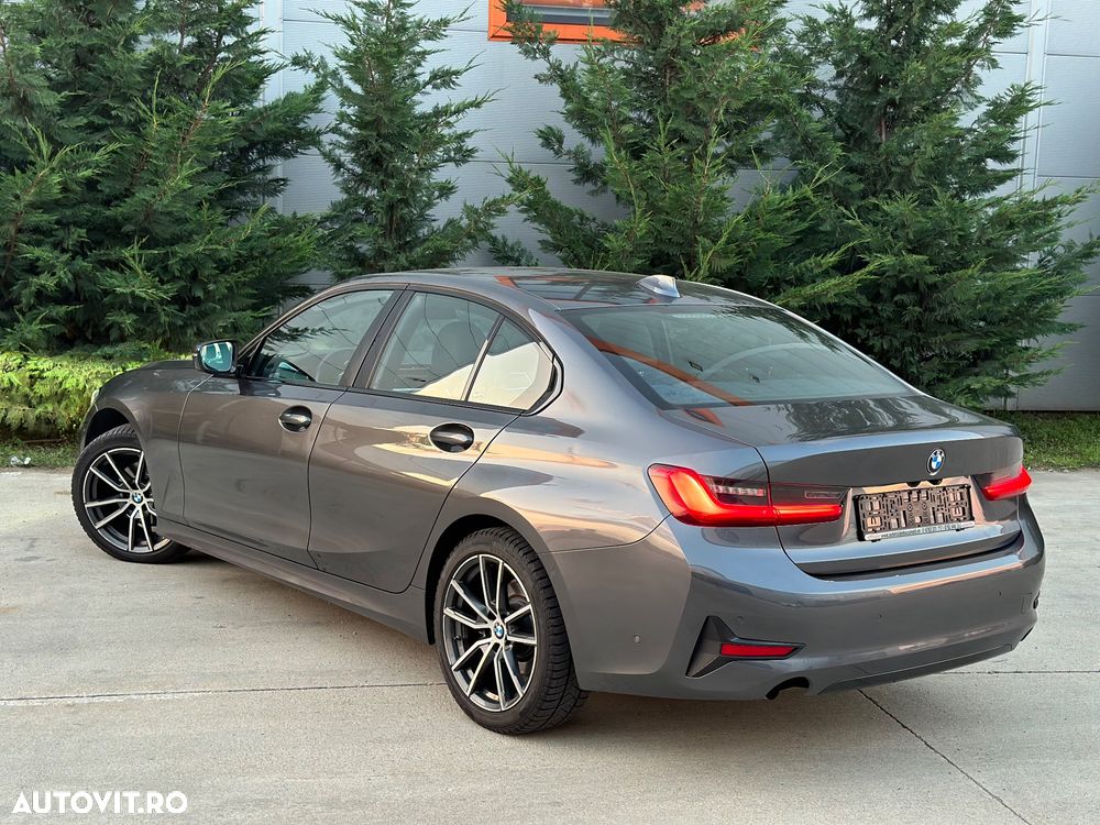 BMW Seria 3 2021 photo 3