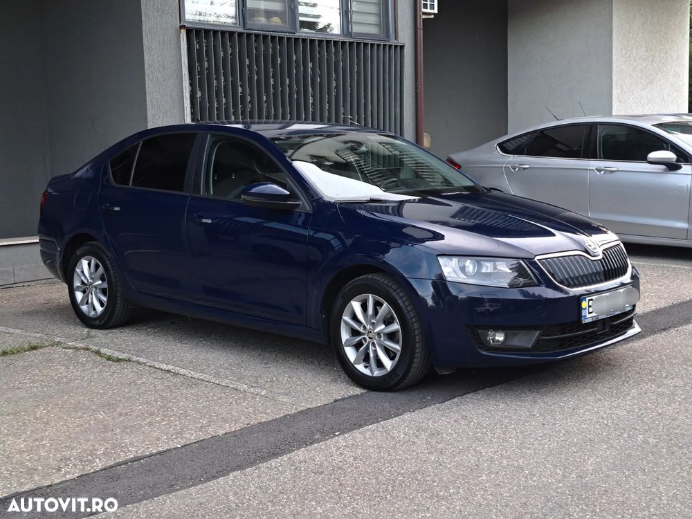 Skoda Octavia 2.0 TDI AMBITION DSG - 9