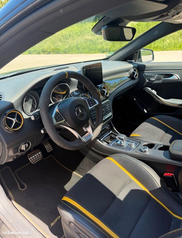 Mercedes-Benz CLA 45 AMG - 9