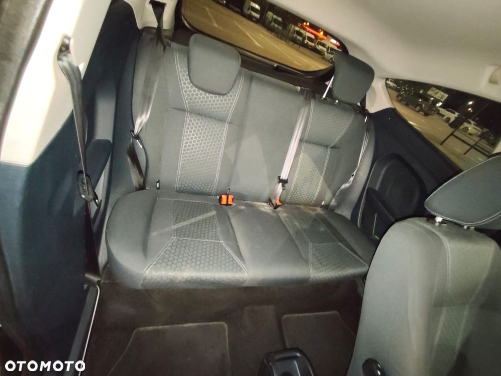 Ford Fiesta 1.6 Titanium - 5