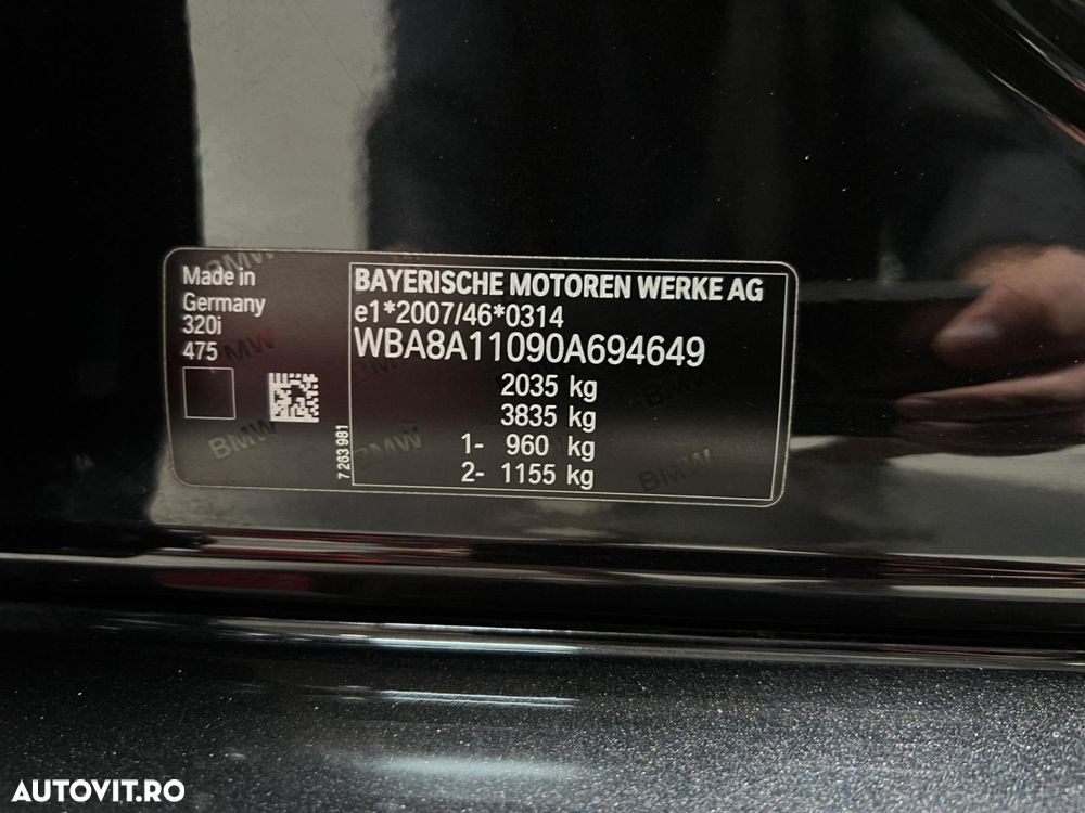 BMW Seria 3 320i Aut. Edition M Sport Shadow - 9