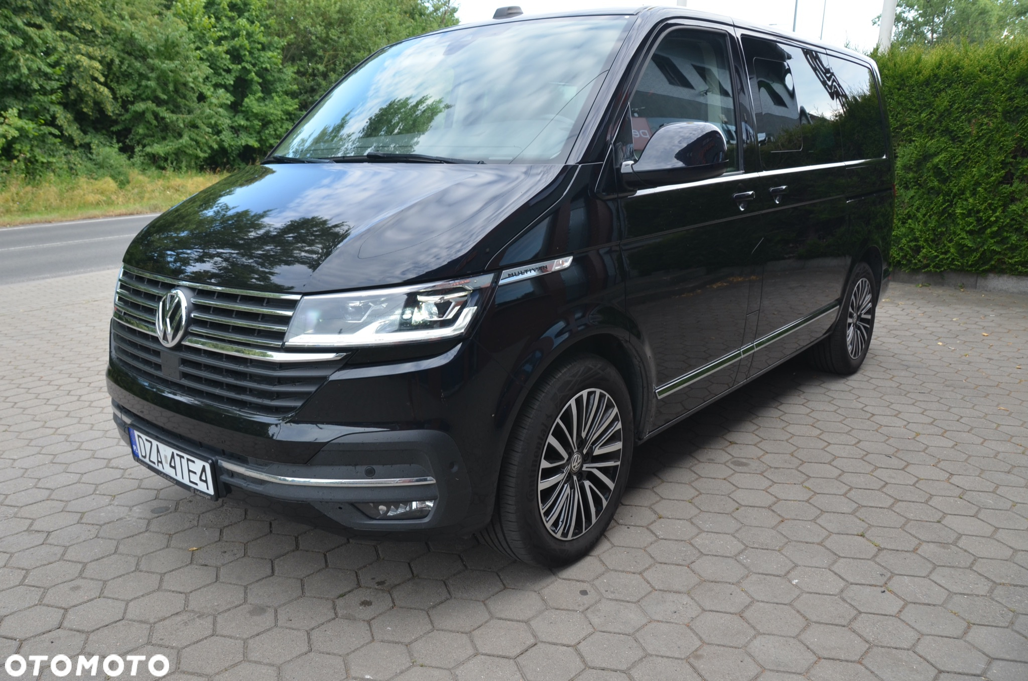 Volkswagen Multivan - 3