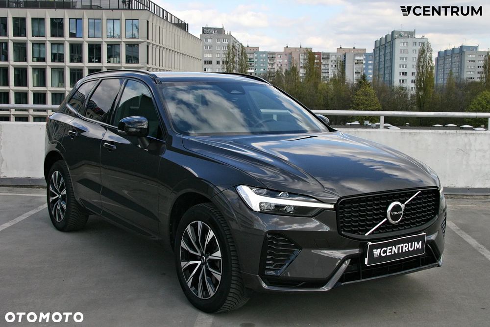 Volvo XC 60 B4 D AWD Plus Dark - 2