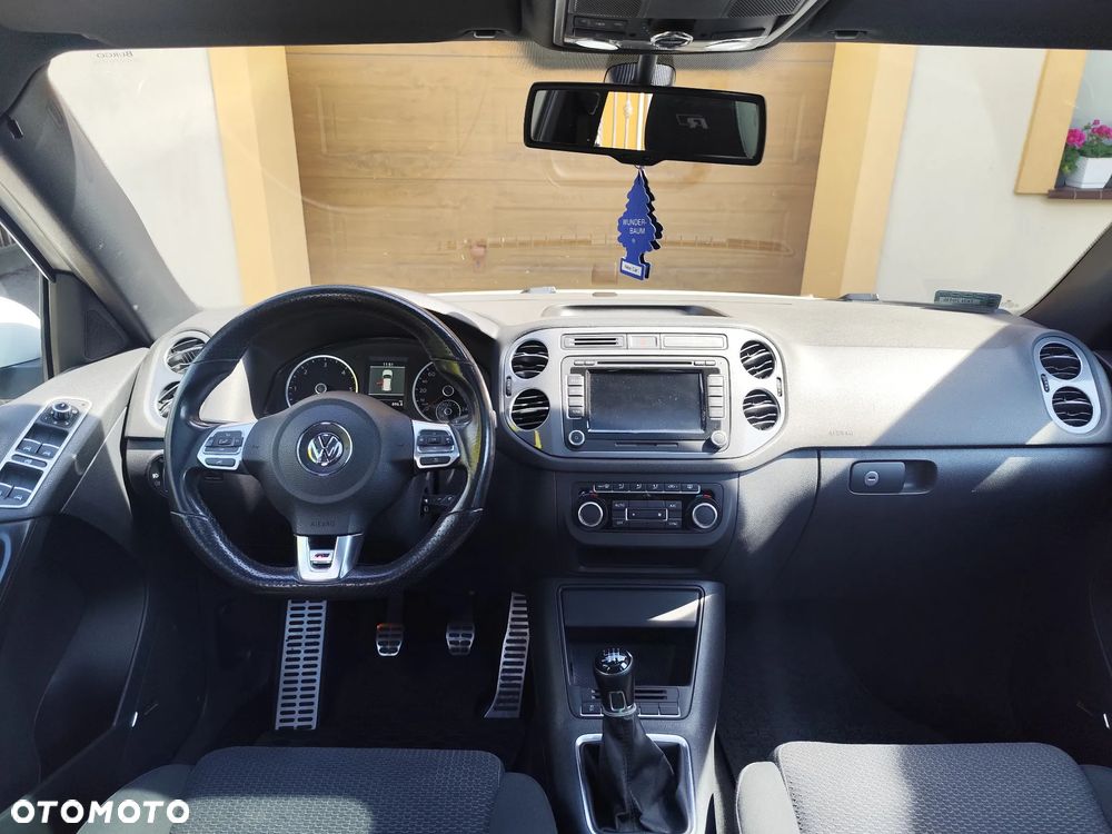 Volkswagen Tiguan - 9