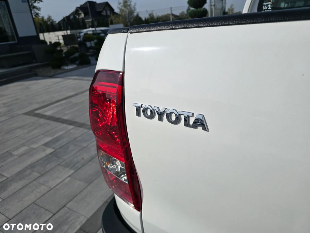 Toyota Hilux 2.4 D-4D Double Cab DL 4x4 - 19