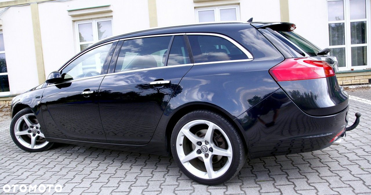 Opel Insignia - 25