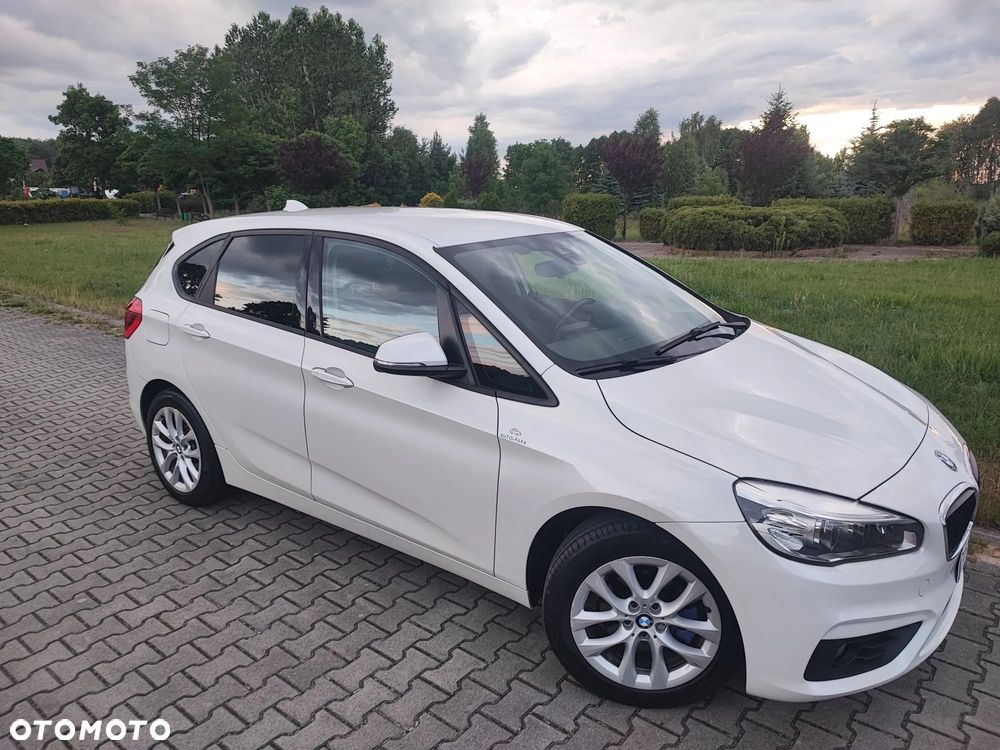 BMW Seria 2 216d Advantage - 13