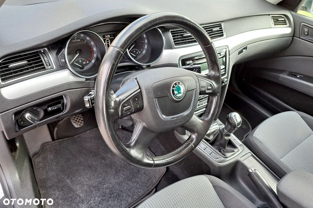 Skoda Superb 2.0 TDI Elegance - 16