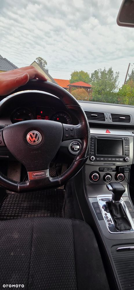 Volkswagen Passat - 6