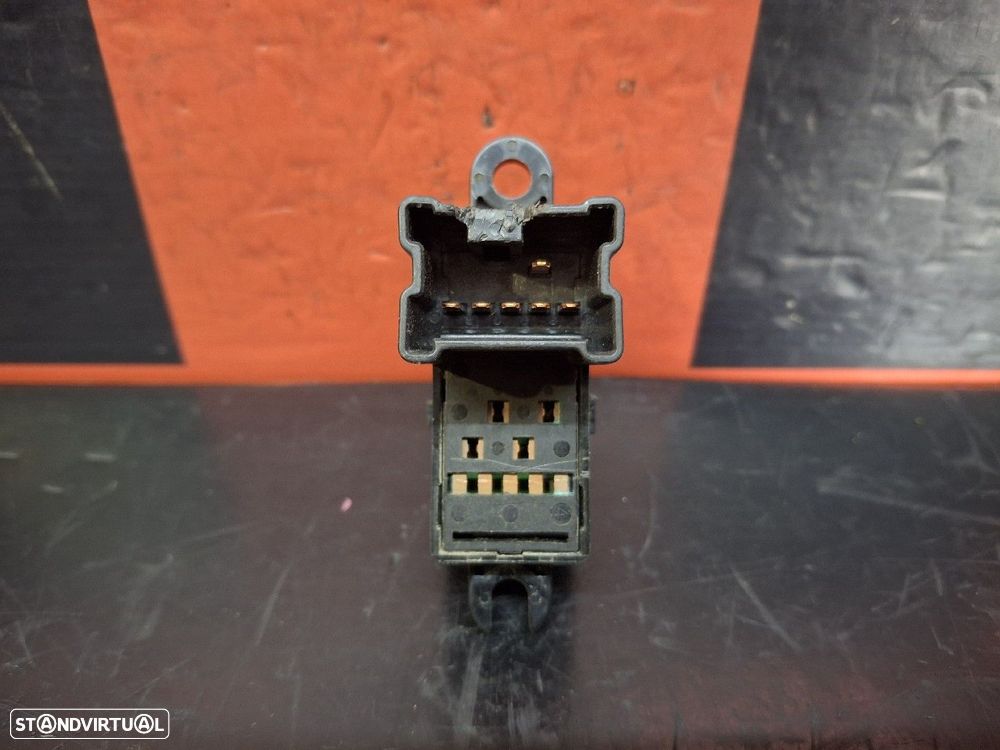 Interruptor De Vidros Frente Direito Nissan Pick Up (D22) - 5
