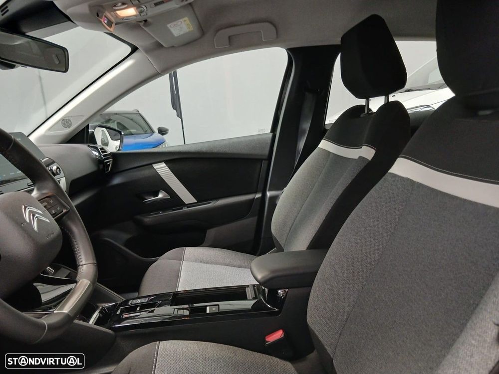 Citroën e-C4 136 YOU - 8