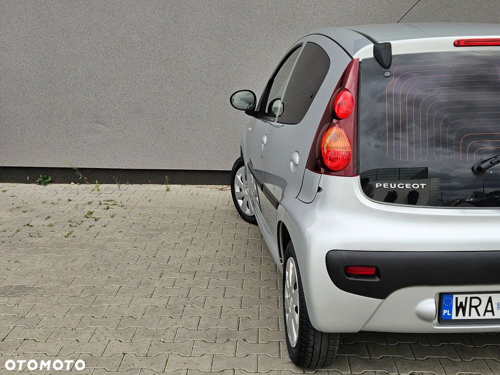 Peugeot 107 1.0 Happy - 19