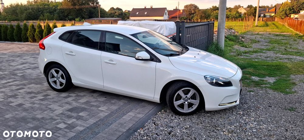 Volvo V40 D4 Kinetic - 21