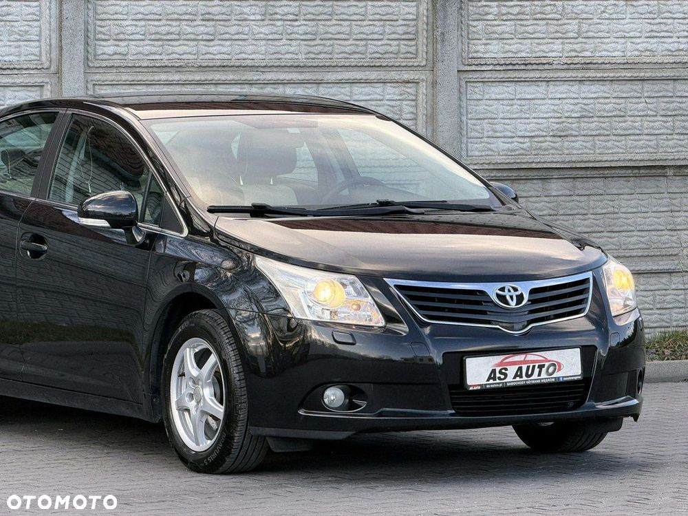 Toyota Avensis 1.8 Prestige - 29
