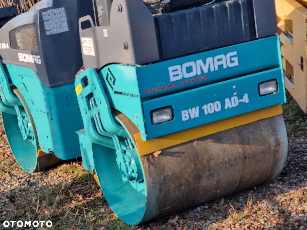 Bomag BW 100 D-4 - 3