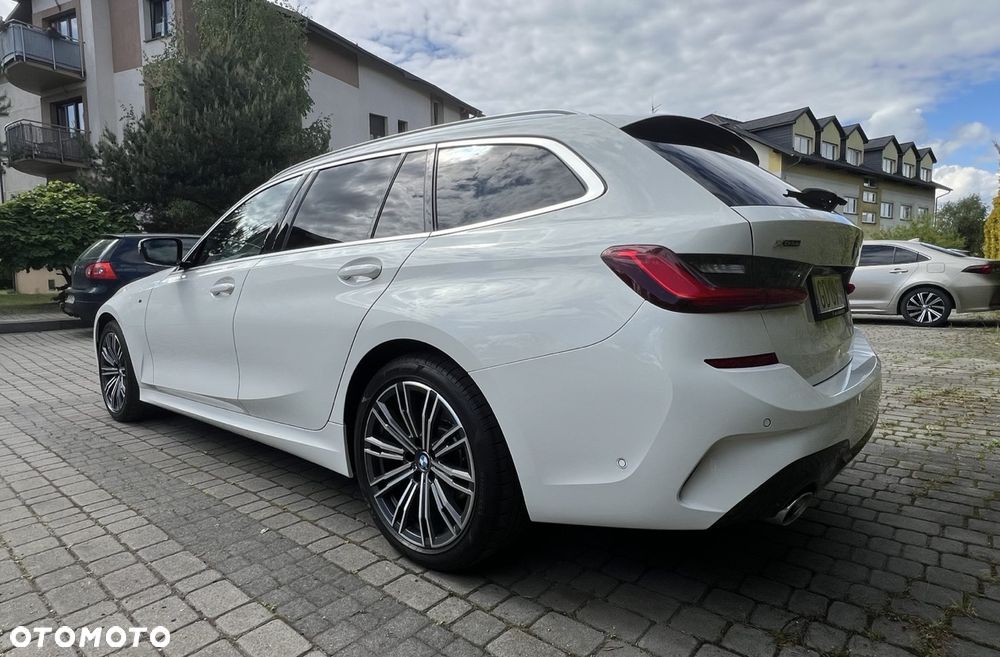 BMW Seria 3 320d xDrive M Sport - 7