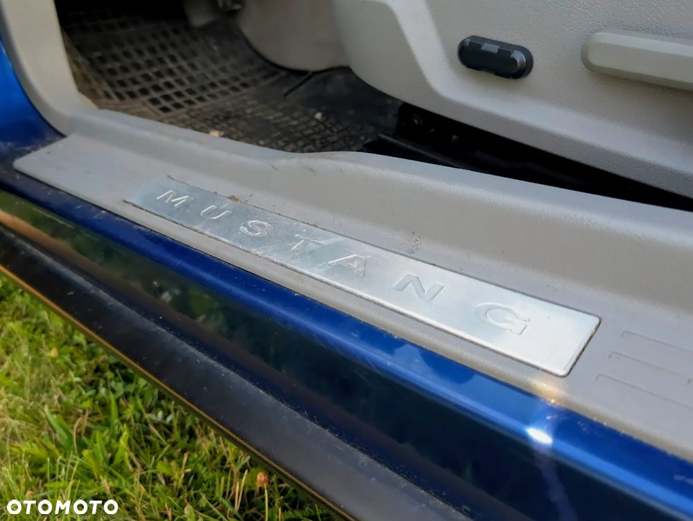 Ford Mustang - 7