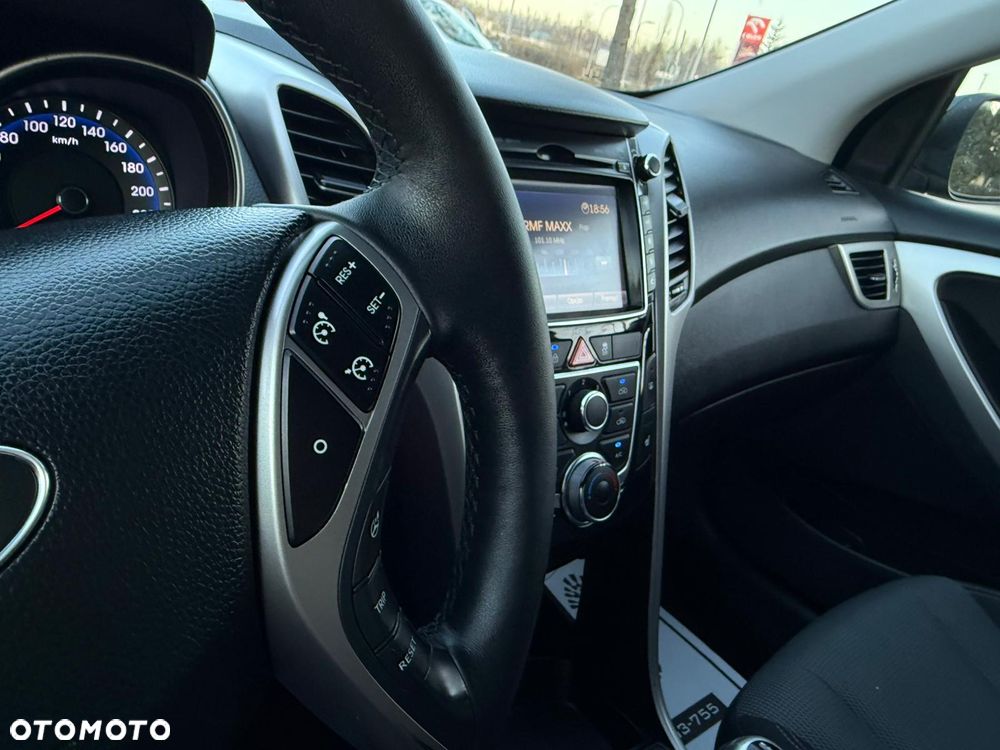 Hyundai i30 1.4 Premium - 34