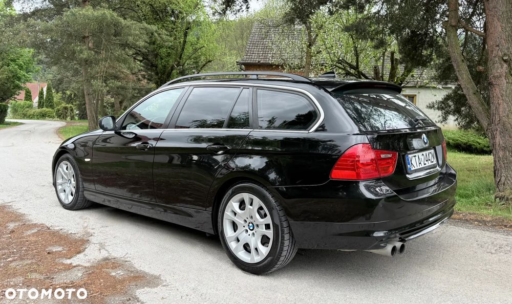BMW Seria 3 330d - 11