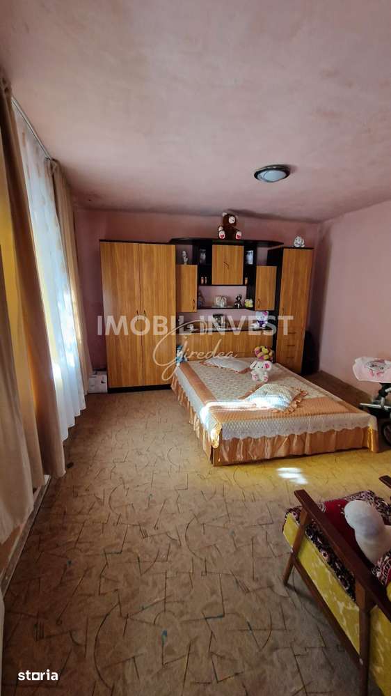 EXCLUSIVITATE,Ampoita Casa 173 mp utili,teren 1750 mp,spatiu comercial - Imagine principală: 2/4