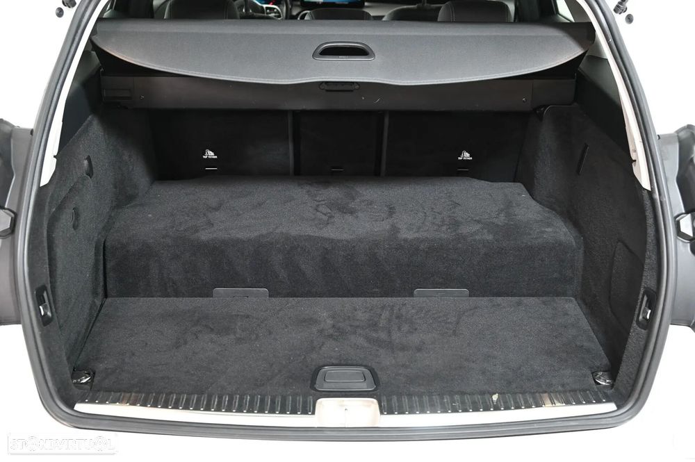 Mercedes-Benz C 300 de Avantgarde - 10