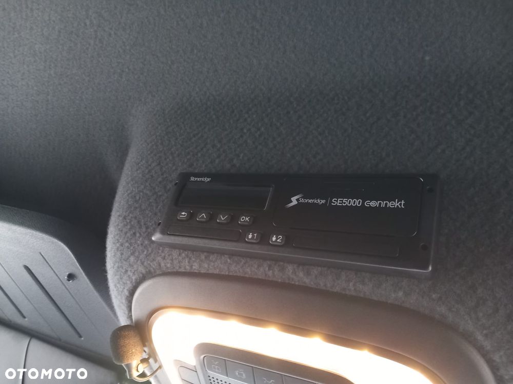 Mercedes-Benz Sprinter - 15