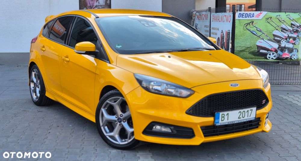 Ford Focus 2.0 EcoBoost ST mit Leder-Exclusiv-Paket - 15