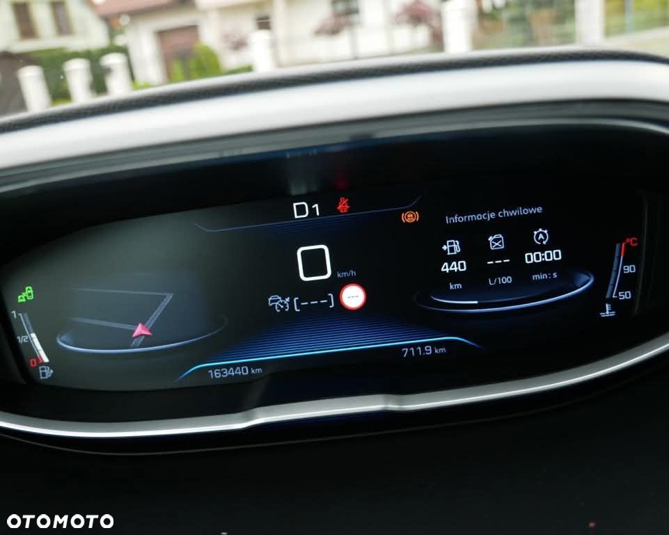 Peugeot 5008 1.6 THP Allure S&S EAT6 - 8