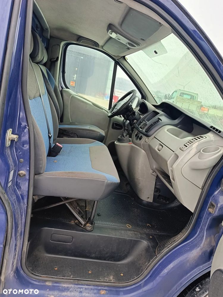 Renault Trafic - 11