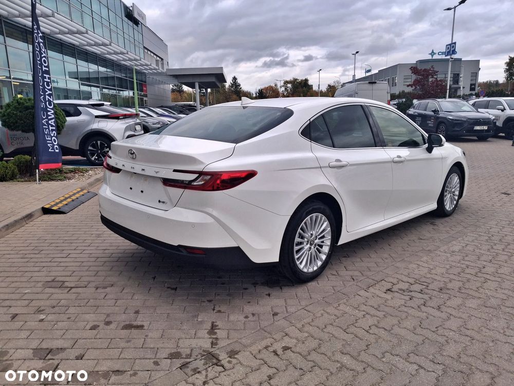 Toyota Camry 2.5 Hybrid Dynamic Force Comfort e-CVT - 5