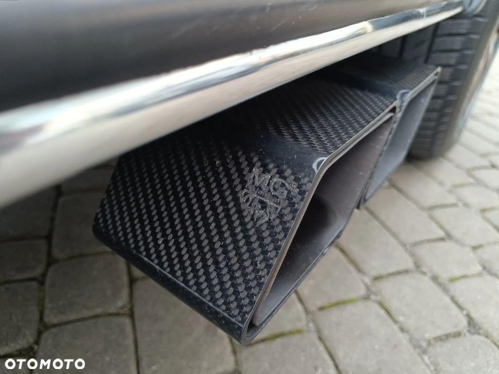 Mercedes-Benz Klasa G AMG 63 - 26