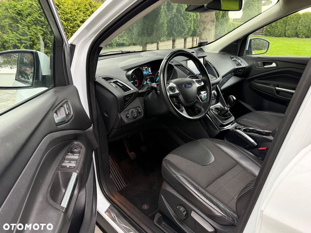 Ford Kuga - 9