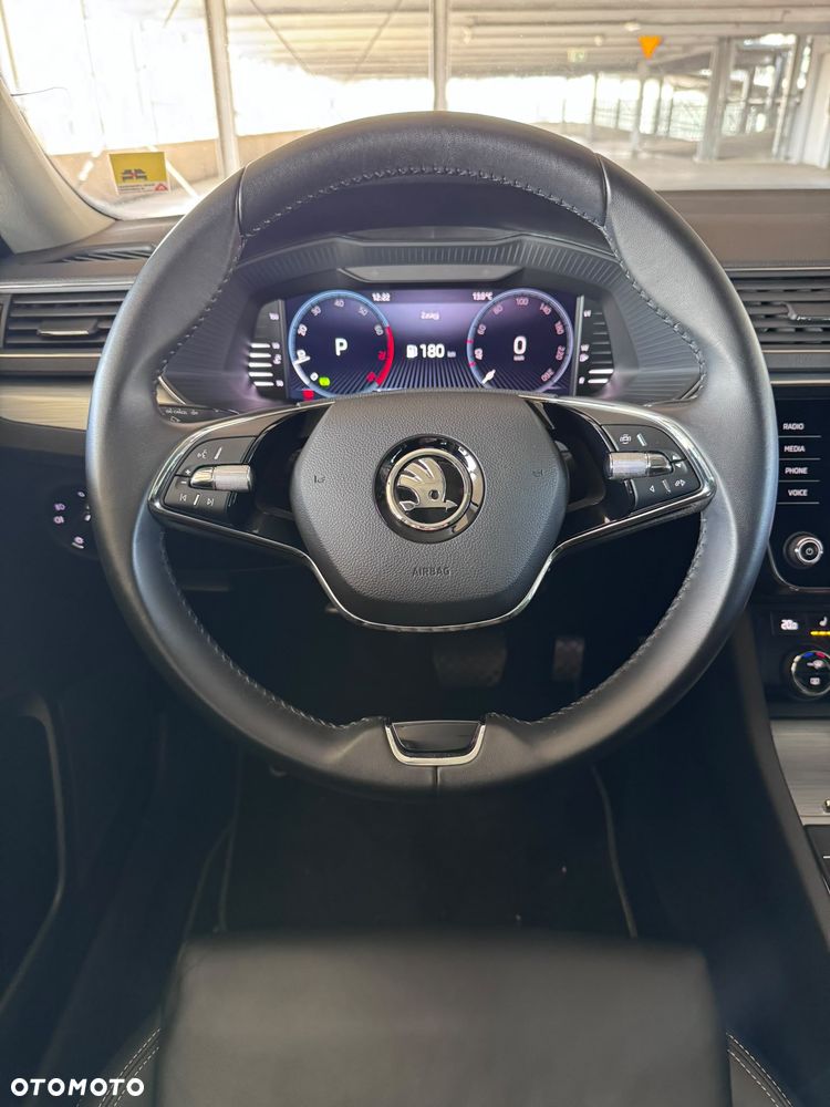 Skoda Superb 2.0 TSI Ambition DSG - 12