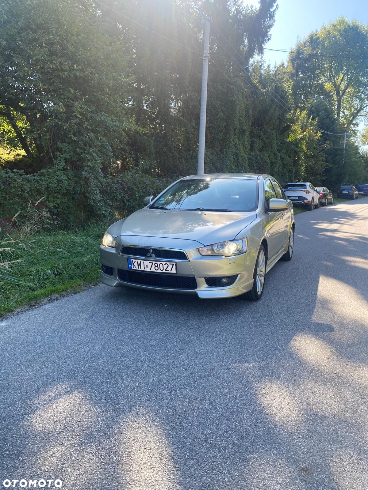 Mitsubishi Lancer 1.8 Intense - 2