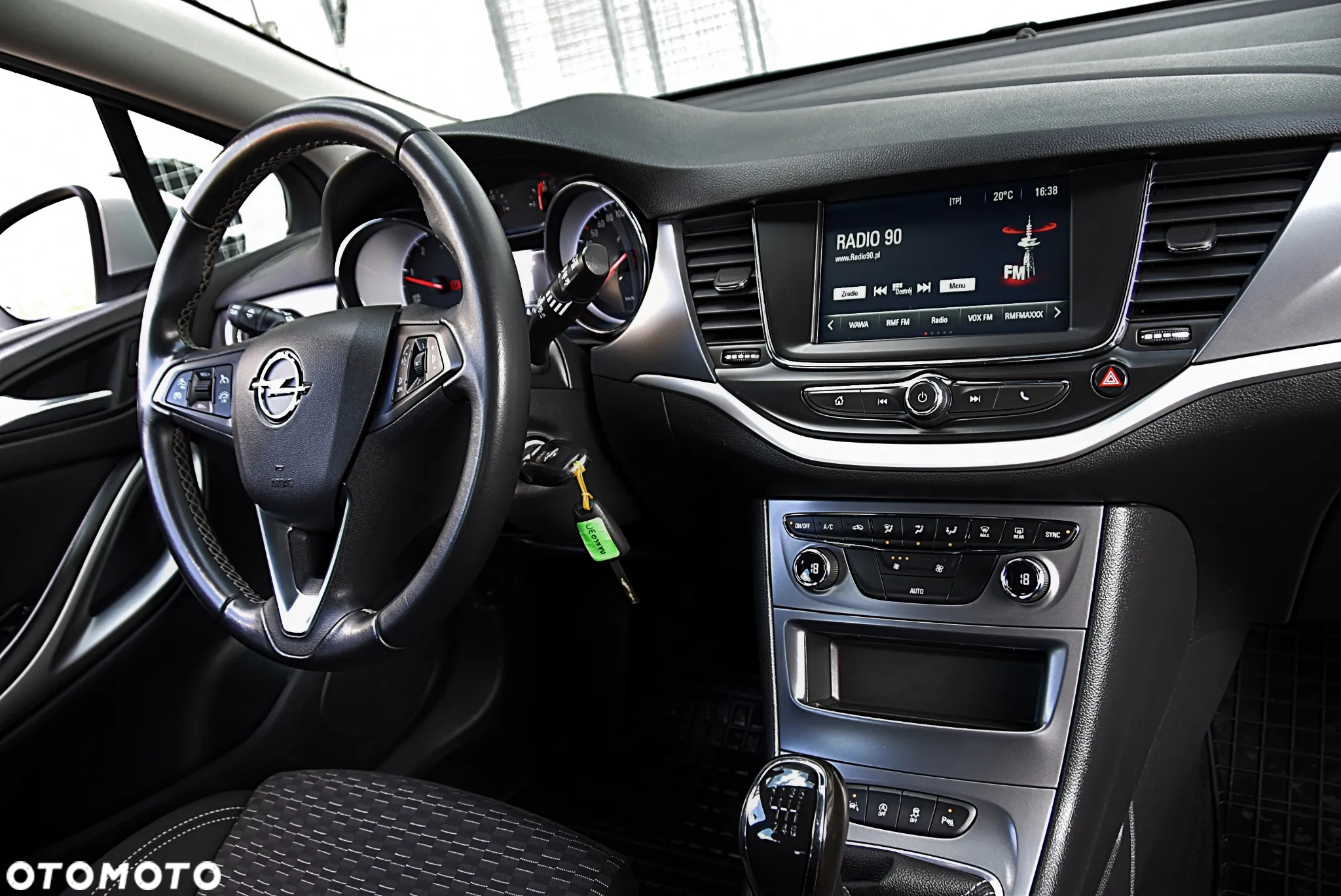 Opel Astra V 1.6 CDTI Enjoy - 38