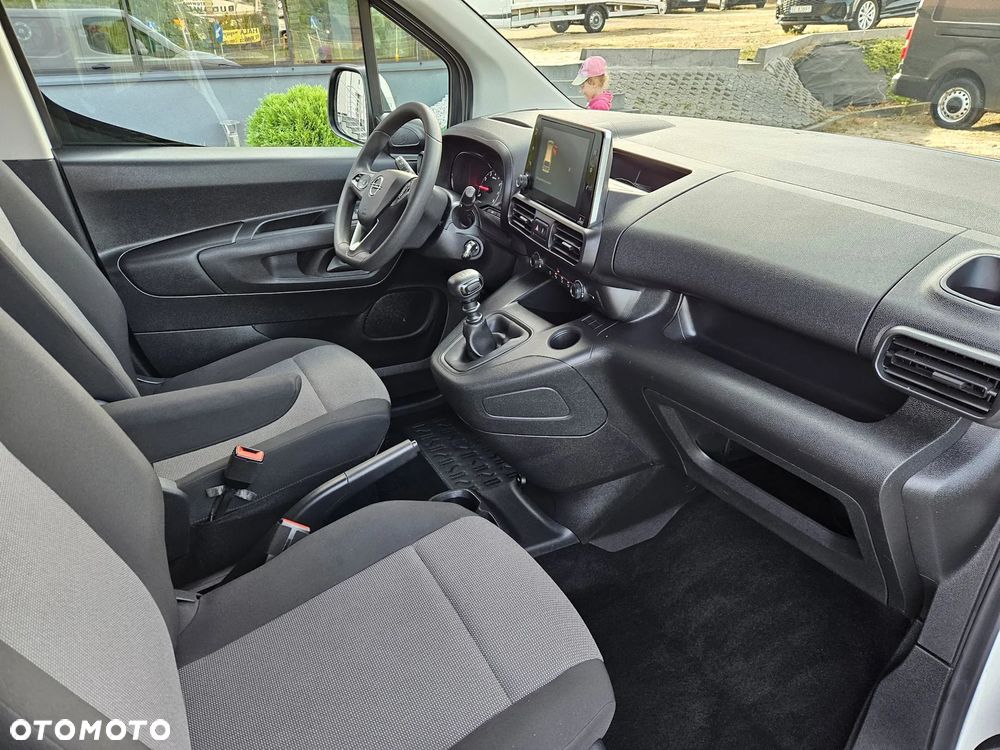 Opel Combo 1.2BENZ 110KM VAN - 7