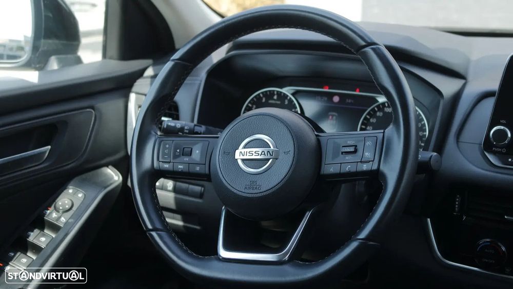 Nissan Qashqai 1.3 DIG-T N-Connecta - 16