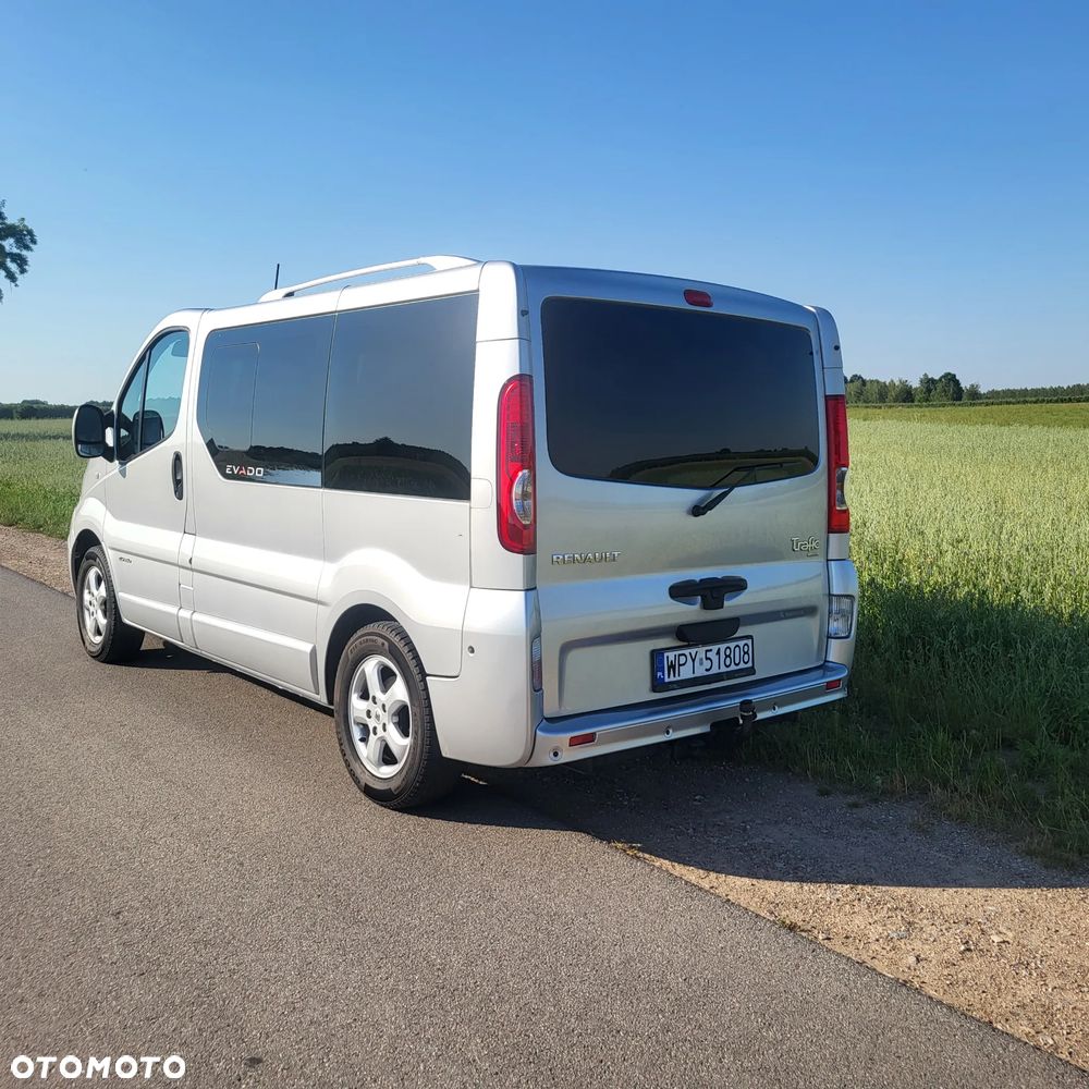 Renault Trafic - 2
