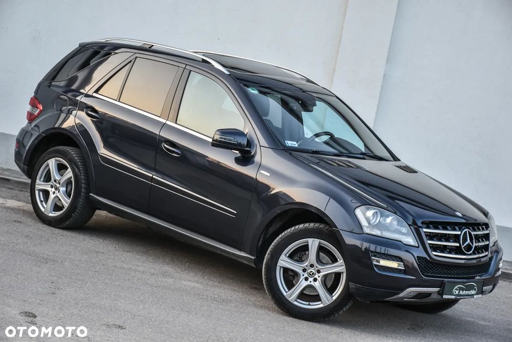 Mercedes-Benz ML 300 CDI 4Matic 7G-TRONIC DPF BlueEFFICIENCY Grand Edition - 3