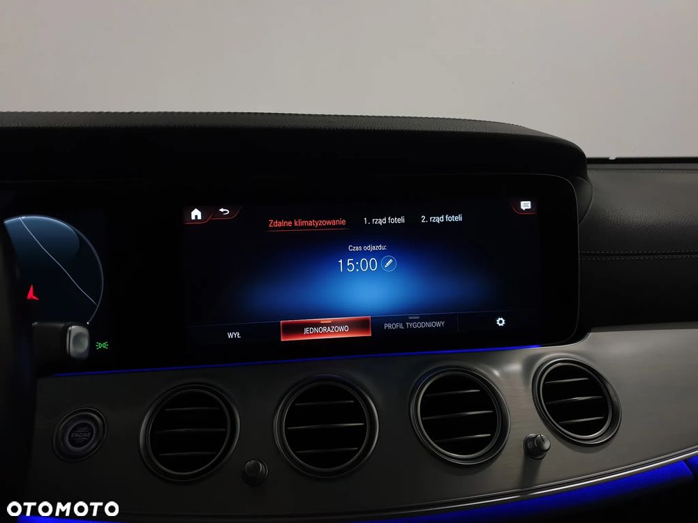 Mercedes-Benz Klasa E 300 de 4Matic 9G-TRONIC AMG Line - 21