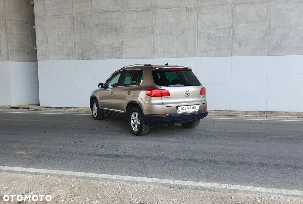 Volkswagen Tiguan 1.4 TSI Perfectline - 2